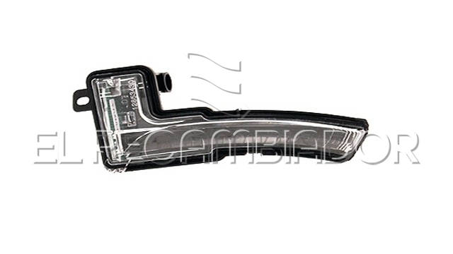 PILOTO INTERMITENTE en RETROVISOR Lado izquierdo (conductor) RENAULT CAPTUR (17-19) - 15254701