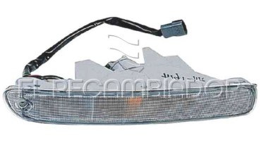 FRONT BUMPER LAMP Right side (passenger) MAZDA 323 F (94-98) 5 Ptas. - 14480482
