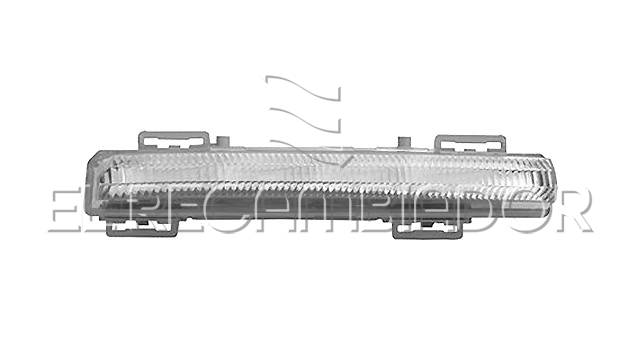 FRONT BUMPER LAMP Right side (passenger) MERCEDES Clase C W204 (10-14) Berlina 4 Ptas. - 14502502
