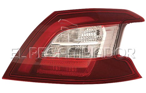 PILOTO TRASERO Lado derecho (acompañante) PEUGEOT 308 (13-21) 3 Ptas. / 5 Ptas. - 16021002